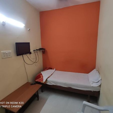 Hotel Sai Nivas Residency 하이데라바드 외부 사진